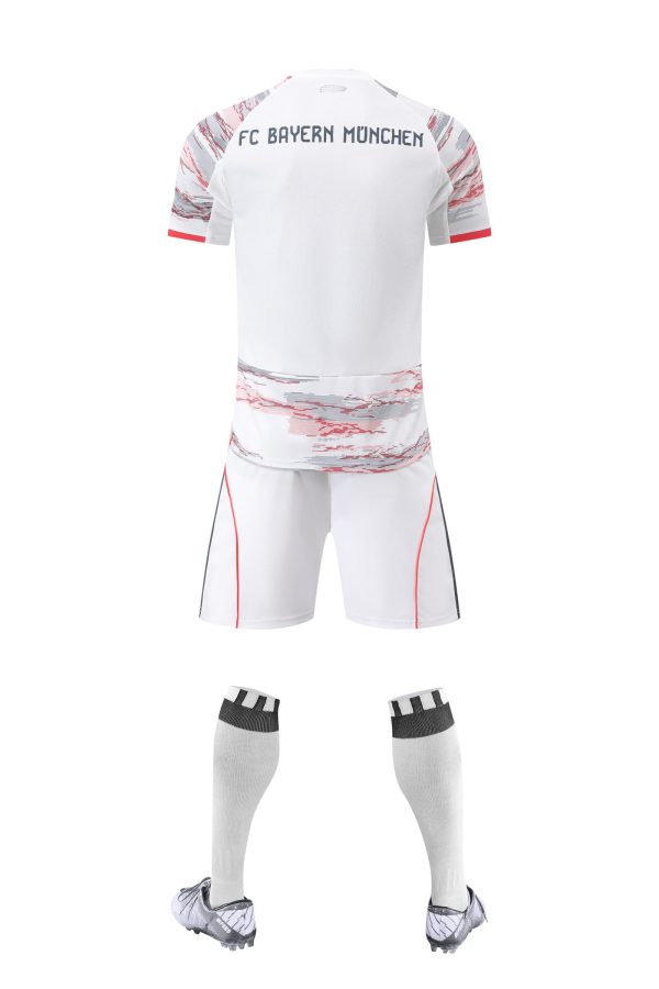 2024/2025 Training Suit - Image 2