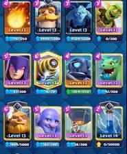 ROYALE LEVEL46 WITH 26MAXED CARD AND 21K GOLD